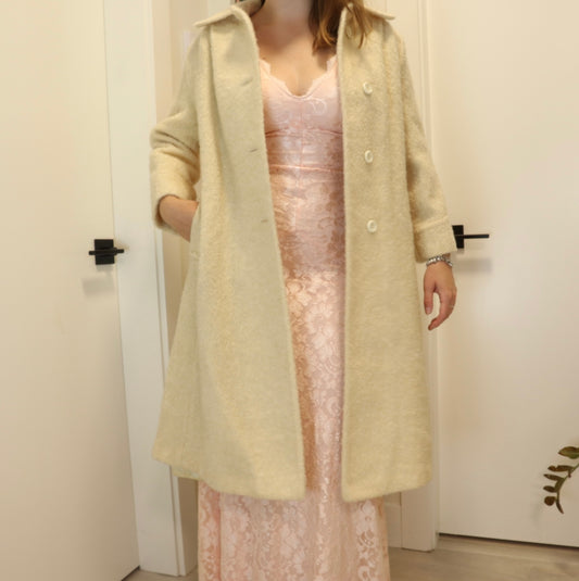 Vintage 1960s Creamy Wool Coat